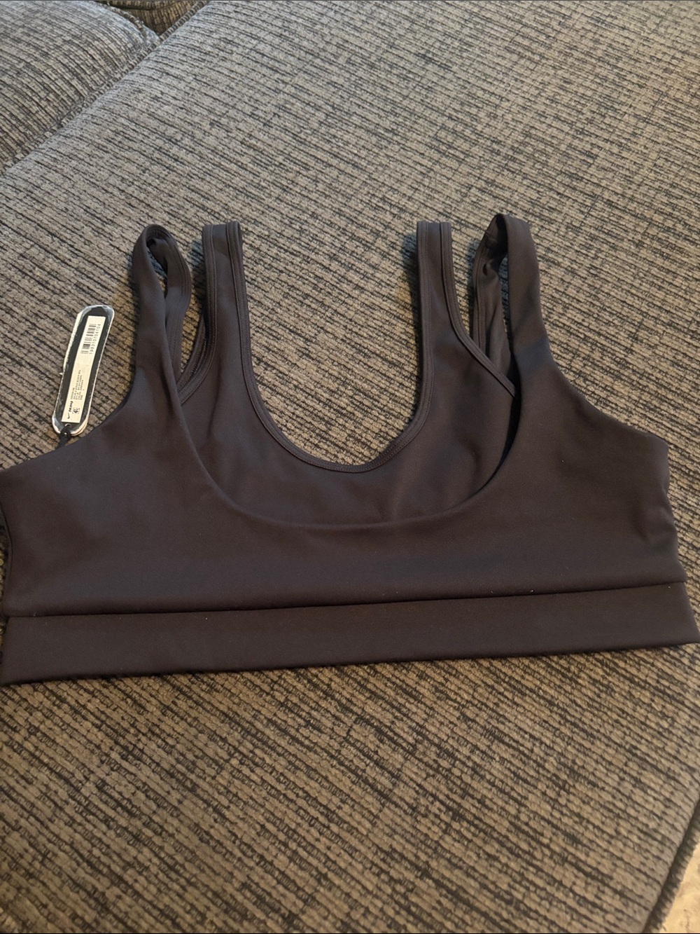 Skims/Nike double strap scoop bra 
Color obsidian